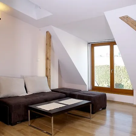 Apartment Garbary 53 *